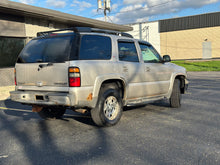 Load image into Gallery viewer, 2005 Chevrolet Tahoe Z71