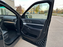 Load image into Gallery viewer, 2016 Ford Explorer XLT