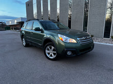 Load image into Gallery viewer, 2014 Subaru Outback 2.5l Premium