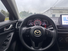 Load image into Gallery viewer, 2016 Mazda Mazda 3i Sport