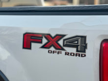 Load image into Gallery viewer, 2017 Ford F-250 Supercab Lariat