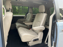 Load image into Gallery viewer, 2013 Chrysler Town and Country Touring L