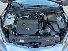 Load image into Gallery viewer, 2011 Mazda Mazda 3i