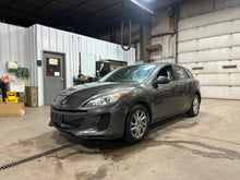 Load image into Gallery viewer, 2013 Mazda Mazda3i SV