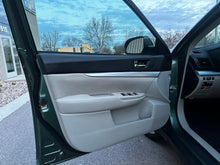 Load image into Gallery viewer, 2014 Subaru Forester Premium
