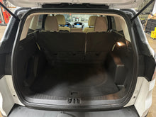 Load image into Gallery viewer, 2017 Ford Escape SE