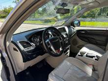 Load image into Gallery viewer, 2013 Chrysler Town and Country Touring L