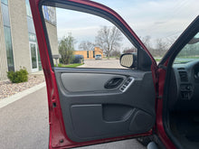 Load image into Gallery viewer, 2007 Ford Escape XLT
