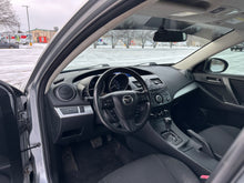 Load image into Gallery viewer, 2013 Mazda Mazda 3i Skyactive