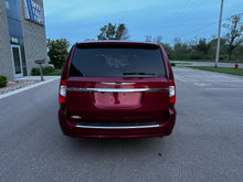 Load image into Gallery viewer, 2016 Chrysler Town and Country Touring