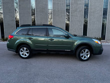 Load image into Gallery viewer, 2014 Subaru Forester Premium