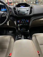 Load image into Gallery viewer, 2017 Ford Escape SE