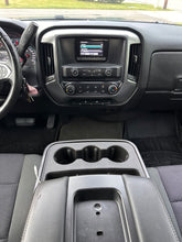 Load image into Gallery viewer, 2015 Chevrolet Silverado 1500 LT