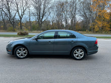 Load image into Gallery viewer, 2012 Ford Fusion SE