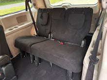 Load image into Gallery viewer, 2013 Dodge Grand Caravan SE