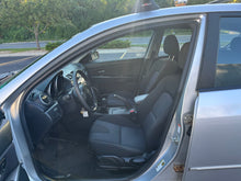 Load image into Gallery viewer, 2008 Mazda Mazda 3S Hatchback
