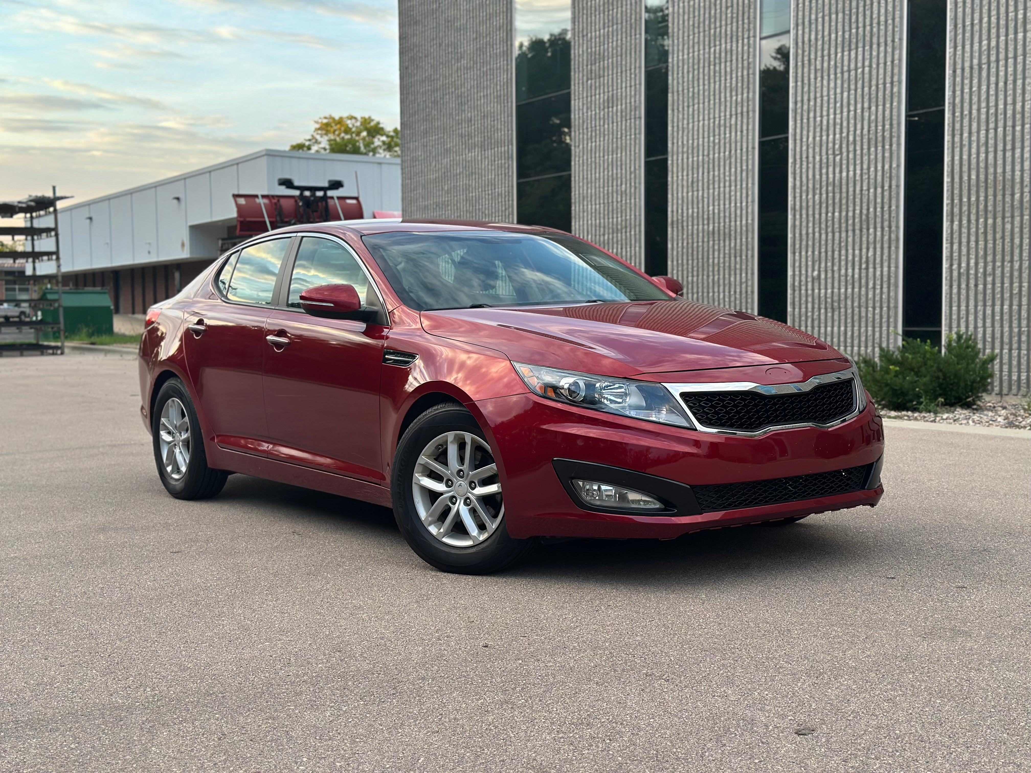 2013 Kia Optima LX AT's photo