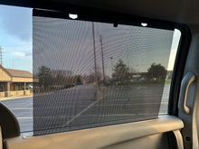 Load image into Gallery viewer, 2017 Chrysler Pacifica Touring L