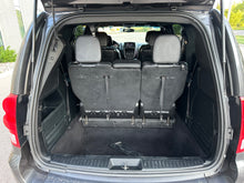 Load image into Gallery viewer, 2016 Dodge Grand Caravan SXT