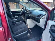 Load image into Gallery viewer, 2014 Dodge Grand Caravan