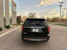 Load image into Gallery viewer, 2017 Ford Explorer XLT