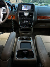 Load image into Gallery viewer, 2016 Chrysler Town and Country Touring