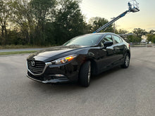 Load image into Gallery viewer, 2017 Mazda Mazda 3i Sport