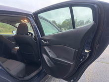 Load image into Gallery viewer, 2015 Mazda Mazda 3i Touring