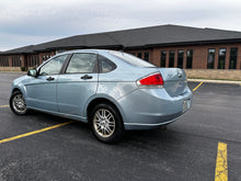 Load image into Gallery viewer, 2009 Ford Focus SE