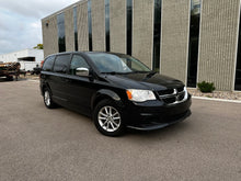 Load image into Gallery viewer, 2013 Dodge Grand Caravan SXT