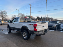 Load image into Gallery viewer, 2017 Ford F-250 Supercab Lariat