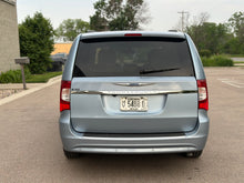 Load image into Gallery viewer, 2013 Chrysler Town and Country Touring L