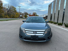 Load image into Gallery viewer, 2012 Ford Fusion SE