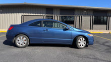 Load image into Gallery viewer, 2011 Honda Civic Coupe LX