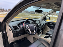 Load image into Gallery viewer, 2015 Chrysler Town and Country Touring L