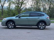 Load image into Gallery viewer, 2016 Subaru Crosstrek 2.0I Hybrid Touring