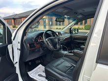 Load image into Gallery viewer, 2015 Nissan Armada SV AWD