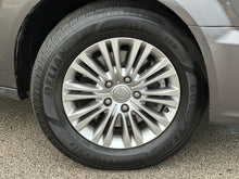 Load image into Gallery viewer, 2015 Chrysler Town and Country Touring L