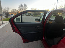 Load image into Gallery viewer, 2011 Ford Fusion SE