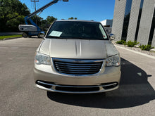 Load image into Gallery viewer, 2013 Chrysler Town and Country Touring L