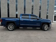 Load image into Gallery viewer, 2016 GMC Sierra 1500 Crew Cab SLT