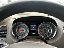 Load image into Gallery viewer, 2014 Chrysler Town and Country Touring L