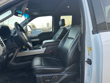 Load image into Gallery viewer, 2017 Ford F-250 Supercab Lariat