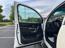 Load image into Gallery viewer, 2015 Nissan Armada SV AWD