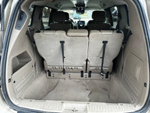 Load image into Gallery viewer, 2014 Chrysler Town and Country Touring L