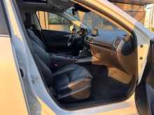 Load image into Gallery viewer, 2017 Mazda 3 Grand Touring