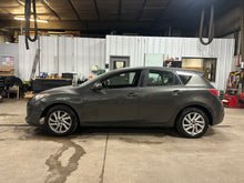 Load image into Gallery viewer, 2013 Mazda Mazda3i SV