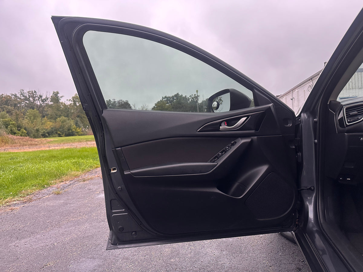 2016 Mazda MAZDA3 i Sport - Photo 10