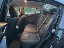 Load image into Gallery viewer, 2017 Mazda Mazda 3i Sport