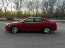 Load image into Gallery viewer, 2011 Ford Fusion SE